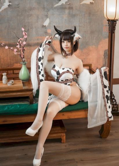强袭魔女第一季