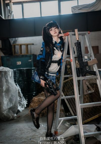 八零甜妻脸红红，教官老公追着哄